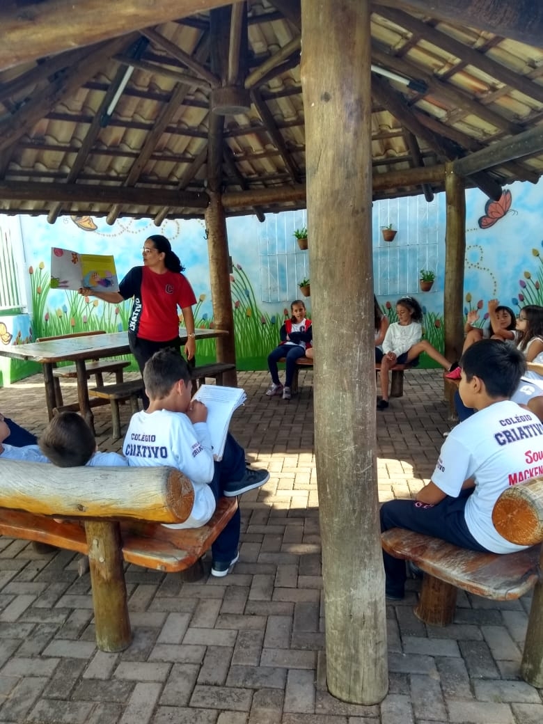4º ano B - Momento Leitura